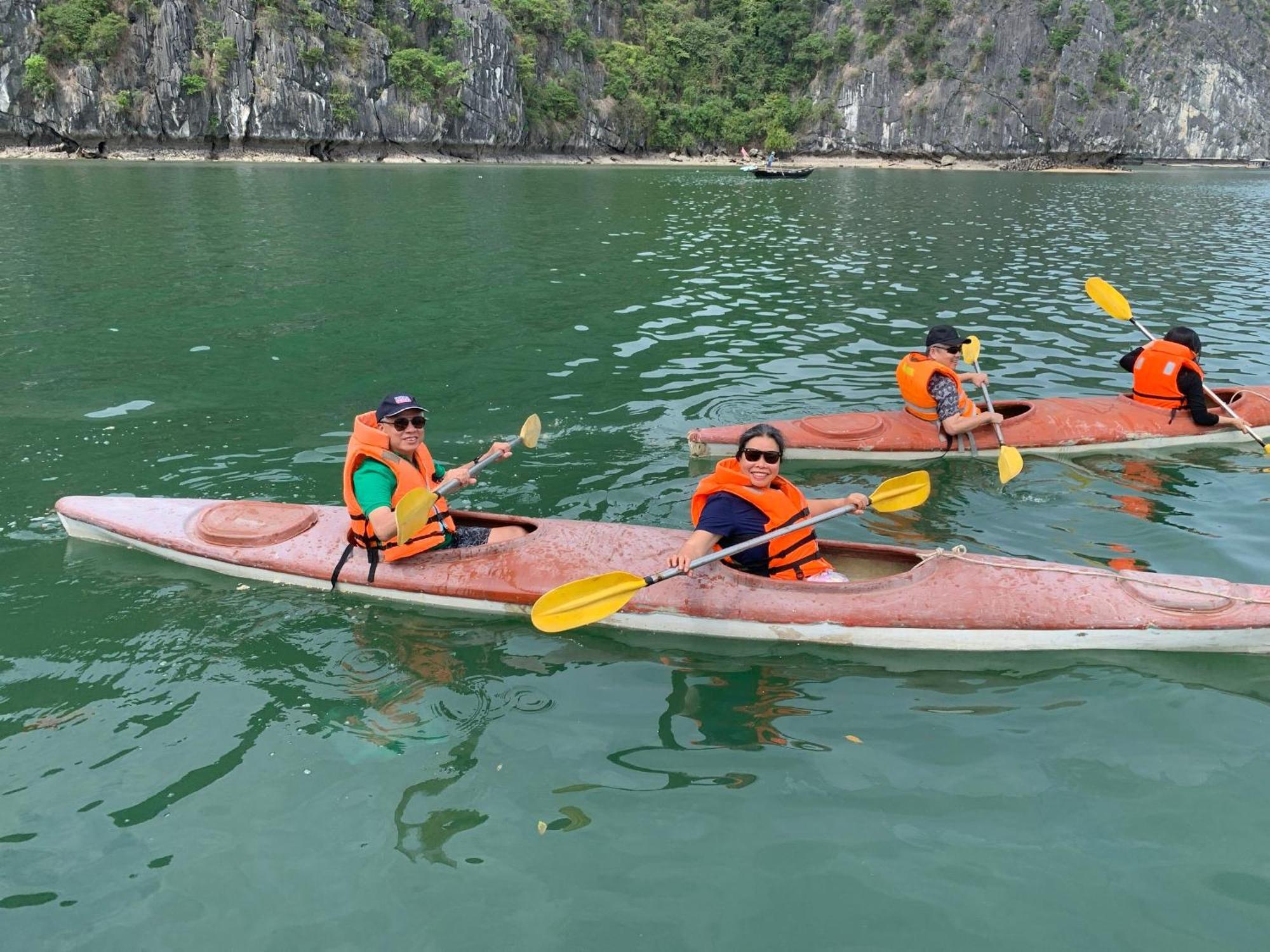 Cat Ba Victory Hostel Dong Khe Sau Экстерьер фото